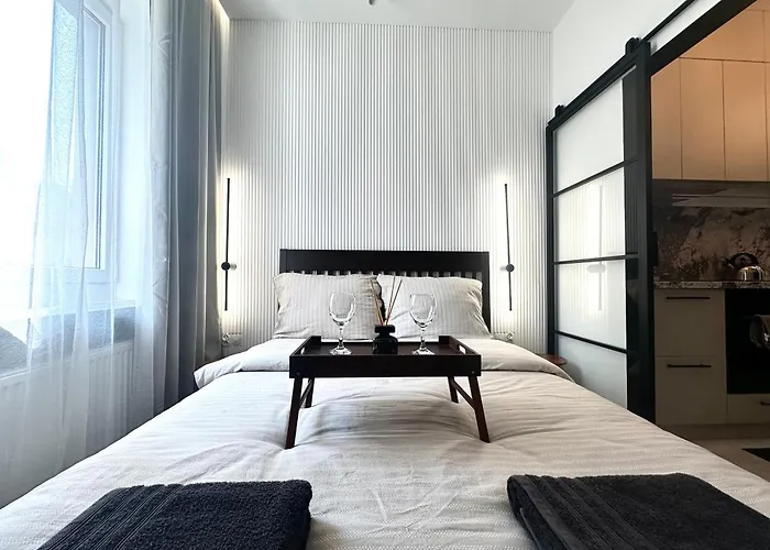 Apartment Lakowa ~ 1000m Main Square ~ Self Check-in 20h *