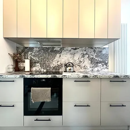 Lakowa ~ 1000m Main Square ~ Self Check-in 20h 브로츠와프