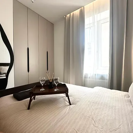 Apartament Lakowa ~ 1000m Main Square ~ Self Check-in 20h Wrocław